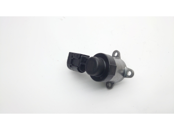 ZAWÓR REGULACJI CIŚNIENIA PALIWA BMW E90 E60 E65 E83 E53 M47 M57 0928400560