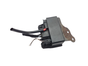 PRZEKAŹNIK ŚWIEC ŻAROWYCH Z UCHWYTEM MERCEDES W203 W638 2.2 CDI 2104400581