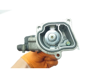 TERMOSTAT Z OBUDOWĄ MERCEDES W211, W203, W204, W211 2.2 2.7 CDI A6462000915
