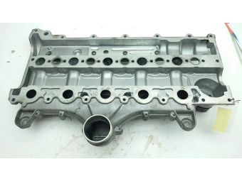 KOLEKTOR SSĄCY POKRYWA ZAWORÓW VOLVO 2.4 D5 V70 S80 S60 XC90