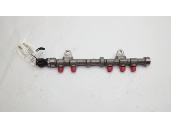 LISTWA WTRYSKOWA COMMON RAIL + CZUJNIK FIAT 1.3 MultiJet OPEL 1.3 0445214222