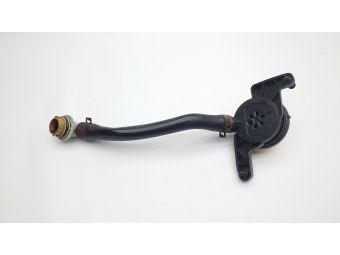 WLEW OLEJU Z KORKIEM RURKA OLEJU RENAULT TRAFIC 2.5 DCI VIVARO 8200523577