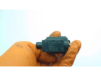 ELEKTROZAWÓR PODCIŚNIENIA MAZDA MX5, MIATA, 626, 323, FORD 1.3 K5T44094