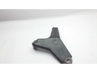 UCHWYT MOCOWANIE KATALIZATORA RENAULT TRAFIC OPEL VIVARO 2.5 DCI 629845