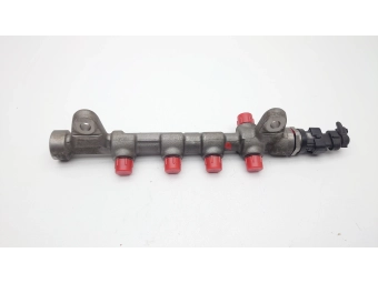 LISTWA WTRYSKOWA COMMON RAIL + CZUJNIK OPEL 2.0 CDTI 0445214221