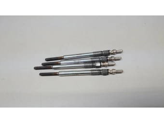 ŚWIECA ŻAROWA KOMPLET 4 SZT. NGK Y8003J FIAT, OPEL, 1.3 JTD, CDTI EU4 11V Y8003J