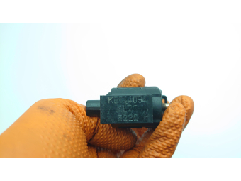 ELEKTROZAWÓR PODCIŚNIENIA MAZDA MX5, MIATA, 626, 323, FORD 1.3 K5T44094