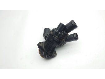 OBUDOWA TERMOSTATU VW TRANSPORTER T5 LIFT T6 2.0 TDI 03L121111AF