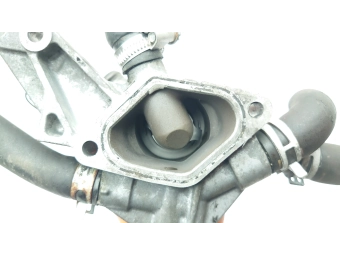 OBUDOWA TERMOSTATU COMBO, ASTRA, ZAFIRA, CORSA, MERIVA 1.7 CDTI 898025674