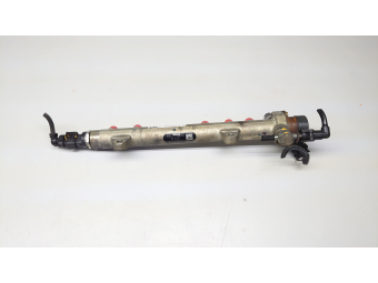 LISTWA WTRYSKOWA COMMON RAIL + ZAWÓR i CZUJNIK FIAT 1.3 JTD OPEL 1.3 CDTI 0445214044