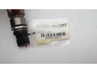 LISTWA WTRYSKOWA COMMON RAIL + CZUJNIK FIAT 1.3 MultiJet OPEL 1.3 0445214217