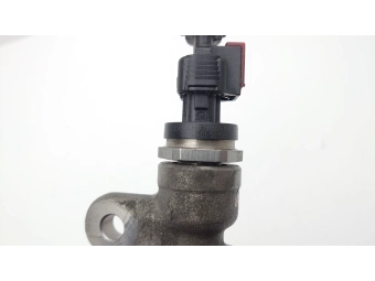 LISTWA WTRYSKOWA COMMON RAIL + CZUJNIK OPEL 2.0 CDTI 0445214221