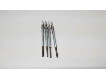 ŚWIECA ŻAROWA KOMPLET 4 SZT. NGK Y8003J FIAT, OPEL, 1.3 JTD, CDTI EU4 11V Y8003J