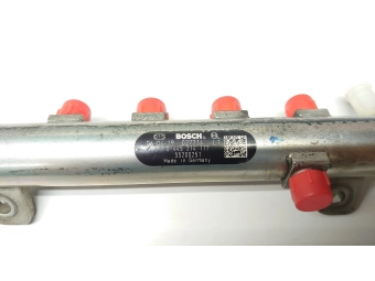 LISTWA WTRYSKOWA COMMON RAIL + ZAWÓR i CZUJNIK FIAT 1.9JTDM, OPEL1.9 CDTI, SAAB 1.9 TID 150KM 0445214117