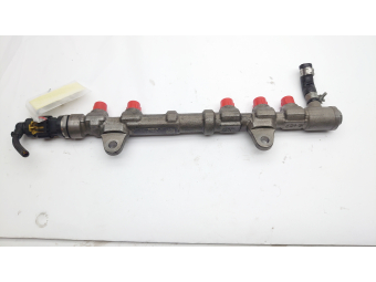 LISTWA WTRYSKOWA COMMON RAIL + CZUJNIK FIAT 1.3 JTD EU5 0445214239