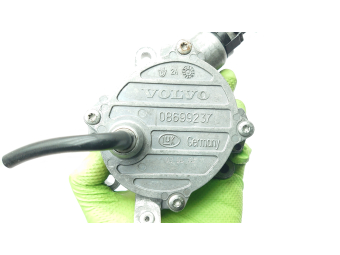 VACUM POMPA , POMPA PRÓŻNIOWA VOLVO V70, S60, S80, XC90 2.4 D5 08699237